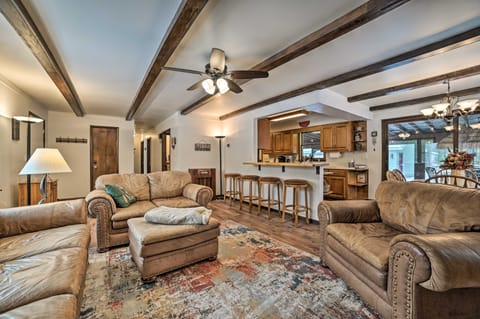 Houghton Lake Cottage Escape w/ Patio! Cottage in Michigan