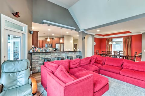 Lake Access: Waleska House w/ Floating Dock! House in Georgia