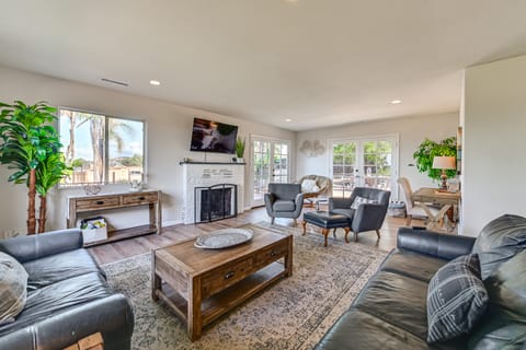 Ocean, Mtn & City Views! Luxe San Diego Estate House in Vista