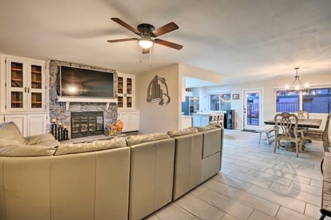 Mesa Home w/ Outdoor Pool - 2 Mi to Sloan Park! House in Mesa