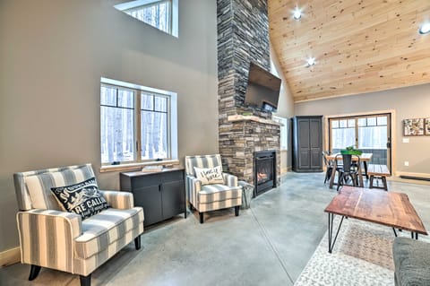 Bellaire Family Cabin: All-Season Retreat! House in Michigan