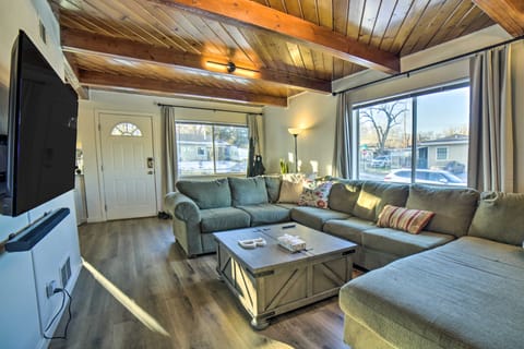 Gateway to Mt Rose Ski! Reno Home w/ Fireplace House in Reno