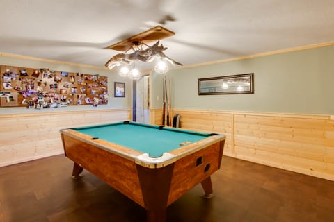 Angel Fire Cabin w/ Game Room ~ 4 Mi to Ski Resort House in Angel Fire