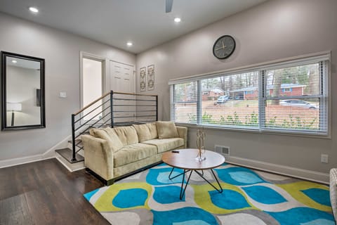 Atlanta Retreat w/ Deck in Greenbriar Area! House in East Point