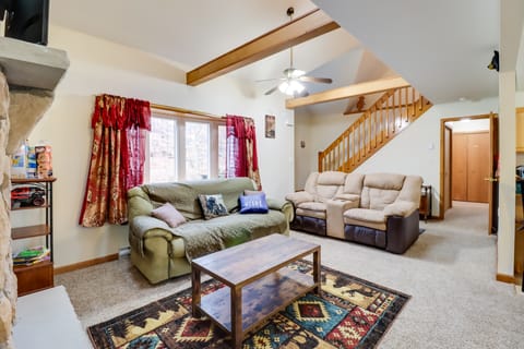 Private Hot Tub + Lake Access: Poconos Escape! House in Coolbaugh Township