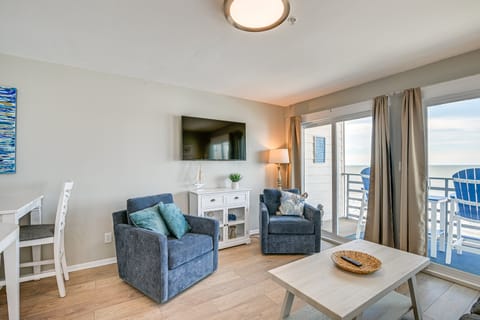 Murrells Inlet Condo on Garden City Beach! Apartment in Garden City