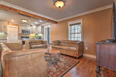 Secluded Getaway Home w/ Trails + Waterfall! House in Alabama