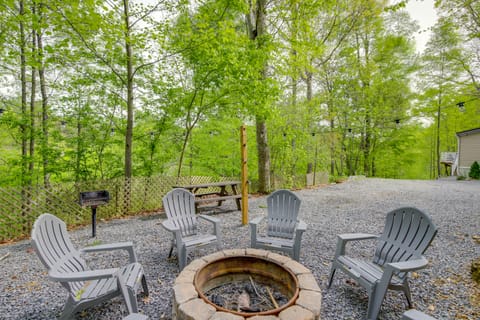 12 Mi to Dollywood: Private Sevierville Cabin! House in Sevierville