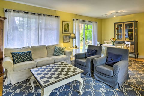 Bainbridge Island Abode < 1 Mi to Winslow! House in Bainbridge Island