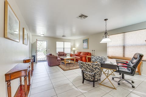 Casa Grande Home Near Golf, Dining & Shops! House in Casa Grande