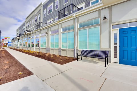 South Salt Lake Townhome - Family Friendly! Apartment in Millcreek