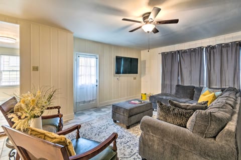 Little Rock Home ~ 5 Mi to Downtown! House in Little Rock