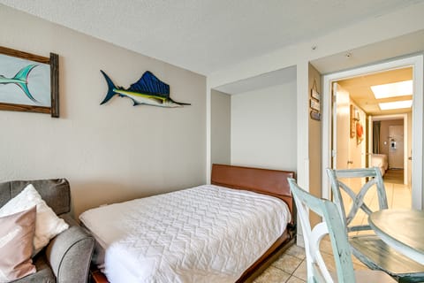 Oceanfront Balcony: Resort Condo in Myrtle Beach Apartment in Myrtle Beach