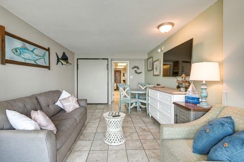 Oceanfront Balcony: Resort Condo in Myrtle Beach Apartment in Myrtle Beach