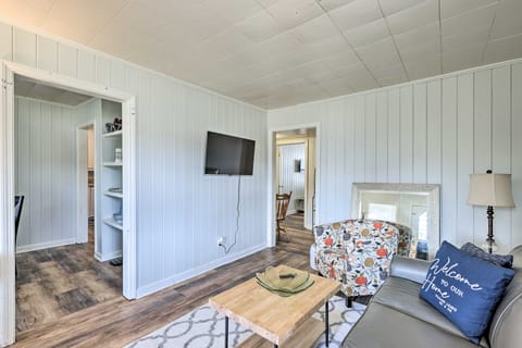 Inviting House 2 Mi to University of Alabama! House in Tuscaloosa