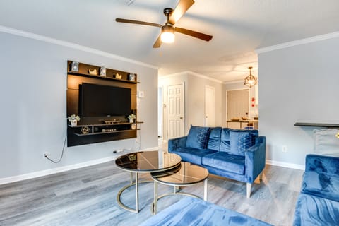 Convenient ATL World Cup HQ: Yard, 6 Mi to Stadium House in Atlanta