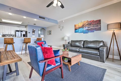 Family Resort Condo w/ 2 Pools: 1 Mi to Disney! Apartment in Orlando