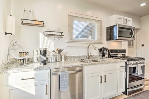 Renovated Indianapolis Home: Central A/C & Porch House in Meridian-Kessler