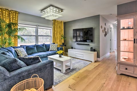 Emerald Coast Vacation Rental: 1 Mi to Beach House in Lake Lorraine