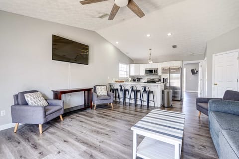 Private Pool & Hot Tub at Panama City Home! House in Lower Grand Lagoon