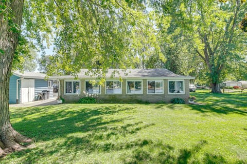 Riverfront Dixon, Illinois, Vacation Rental! House in Illinois