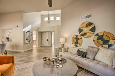 Golf Course View, Community Perks: Surprise Home House in Sun City West