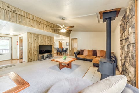 Ruidoso Vacation Rental Home: 15 Mi to Ski Apache House in Ruidoso