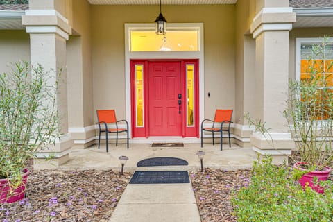 4 Mi to WEC! Refined Golf Retreat House in Florida