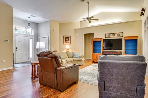 4 Mi to WEC! Refined Golf Retreat House in Florida