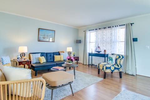 Milton Townhouse ~ 9 Mi to Delaware Bay! Apartment in Milton