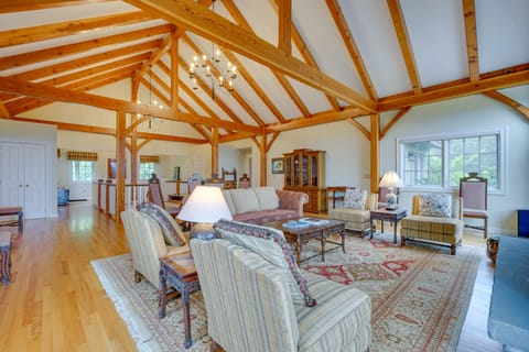 Luxury Vacation Rental in the Berkshires! House in Williamstown
