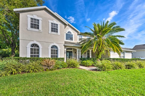 Spacious Family Home w/ Pool - 3 Mi to Disney House in Four Corners