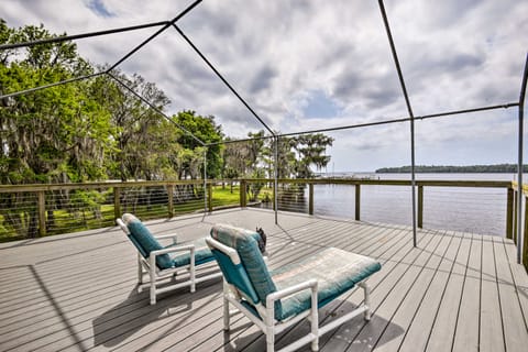 Waterfront Georgetown Home w/ Dock & Large Porch! House in Florida