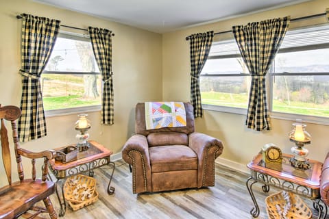 Farmhouse: Close to Norris Lake & ATV Trails! House in Norris Lake