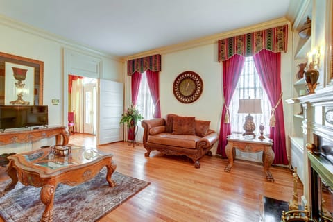 Bowling Green House w/ Shared Pool! House in Kentucky