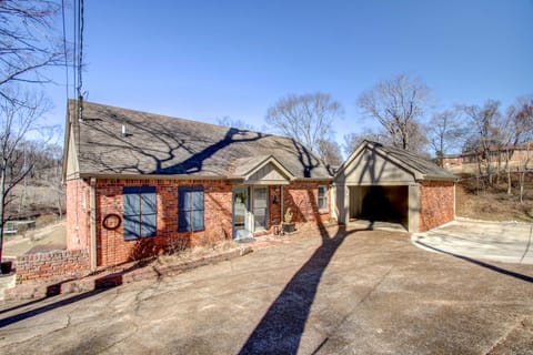 Waterfront Florence Home w/ Private Dock! House in Florence