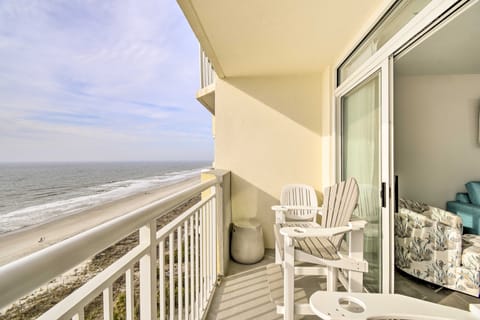 Oceanfront Resort Condo in North Myrtle Beach Apartment in Atlantic Beach