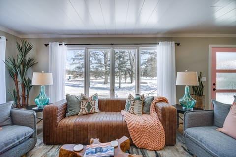 Home Rental on Detroit Lake: Dock, Game Room! House in Detroit Lakes