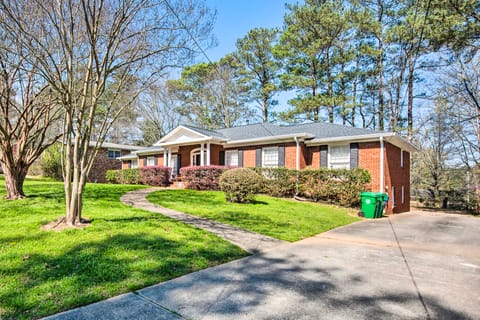 Decatur Eco-Farm Apt: 12 Mi to ATL Sights & Arenas Apartment in Candler-McAfee
