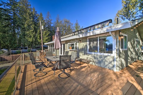 Stunning Kent Lake House w/ Private Dock! House in King County