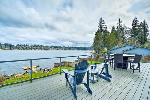 Lakefront Bremerton Vacation Rental w/ Deck! House in Bremerton