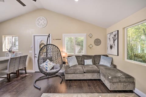 Bay Area Vacation Rental 4 Mi to Stanford! House in Menlo Park