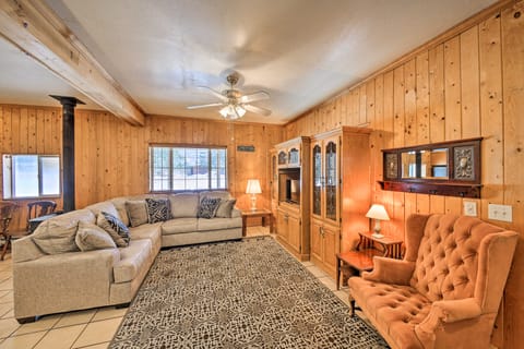 Family-Friendly Sagle Vacation Rental w/ Deck House in Idaho