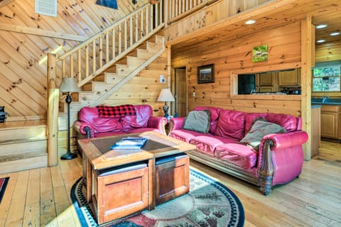 Bryson City Cabin Rental w/ Views & Hot Tub House in Swain County