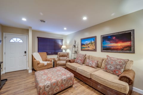 Mtn-View Condo w/ Lookout Deck in Banner Elk! Apartment in Seven Devils