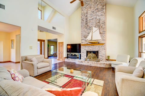 Spacious Merritt Island Home: Private Pool & Dock! House in Merritt Island