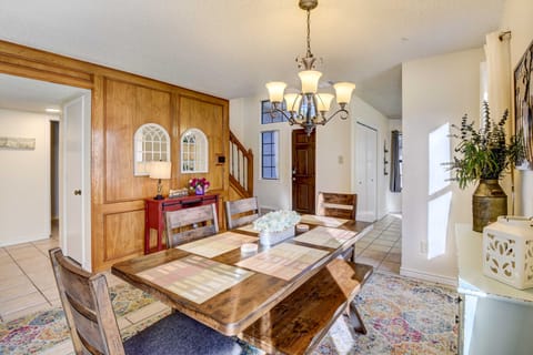 4 Mi to Joe Pool Lake: Home in Grand Prairie House in Arlington