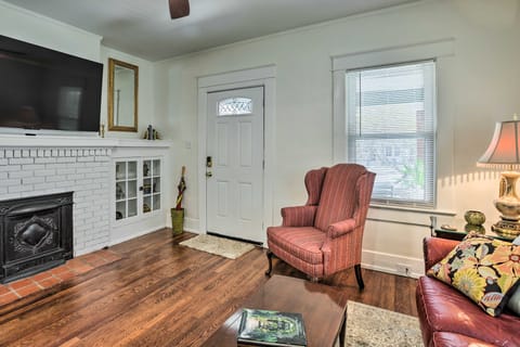 Extended Stays Welcome! Home Near Avondale Dining House in Birmingham