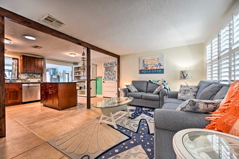 Pet-Friendly Hudson Home: Boat Slip, Private Pool House in Hudson