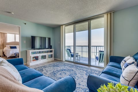 Pensacola Beach Vacation Rental w/ Private Balcony Apartment in Pensacola Beach